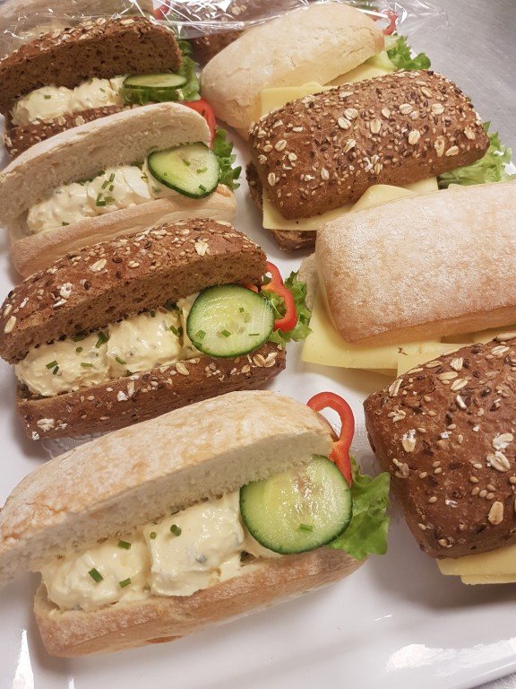 Lunch bezorging broodjes